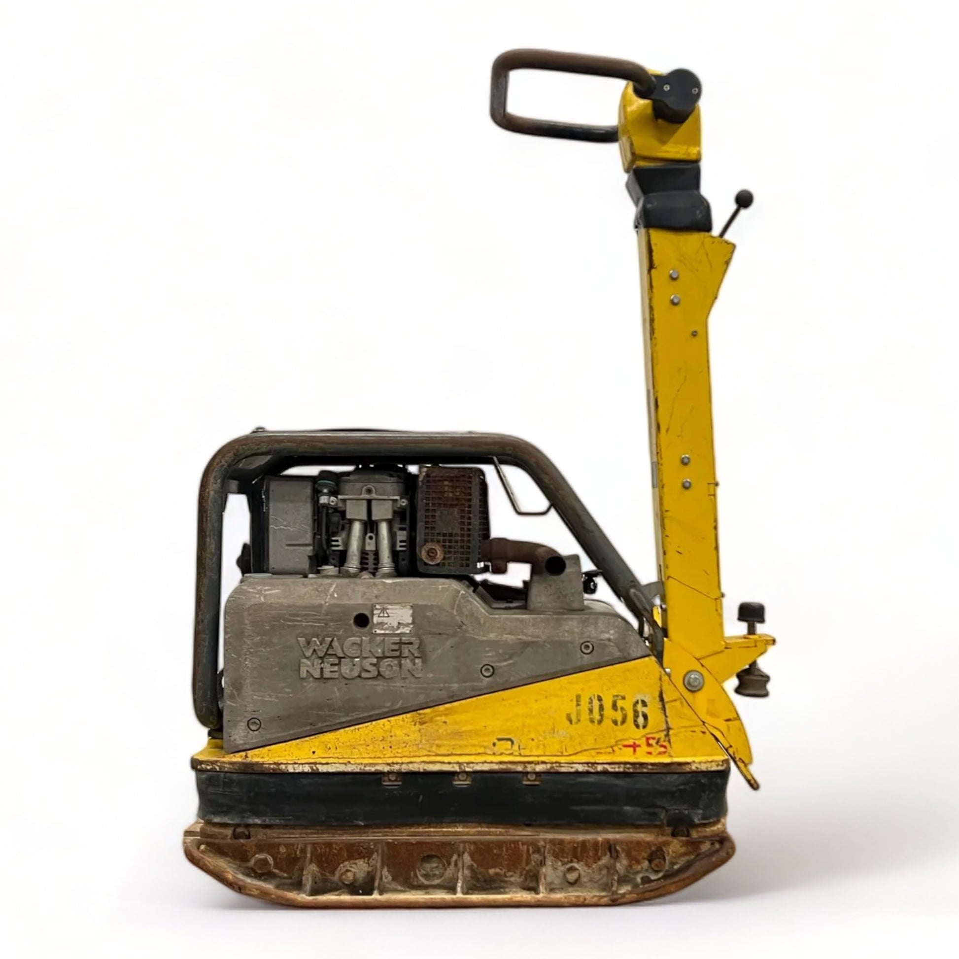 Wacker DPU4545HEH Reversible Plate Compactor — House Of Contractors Inc.