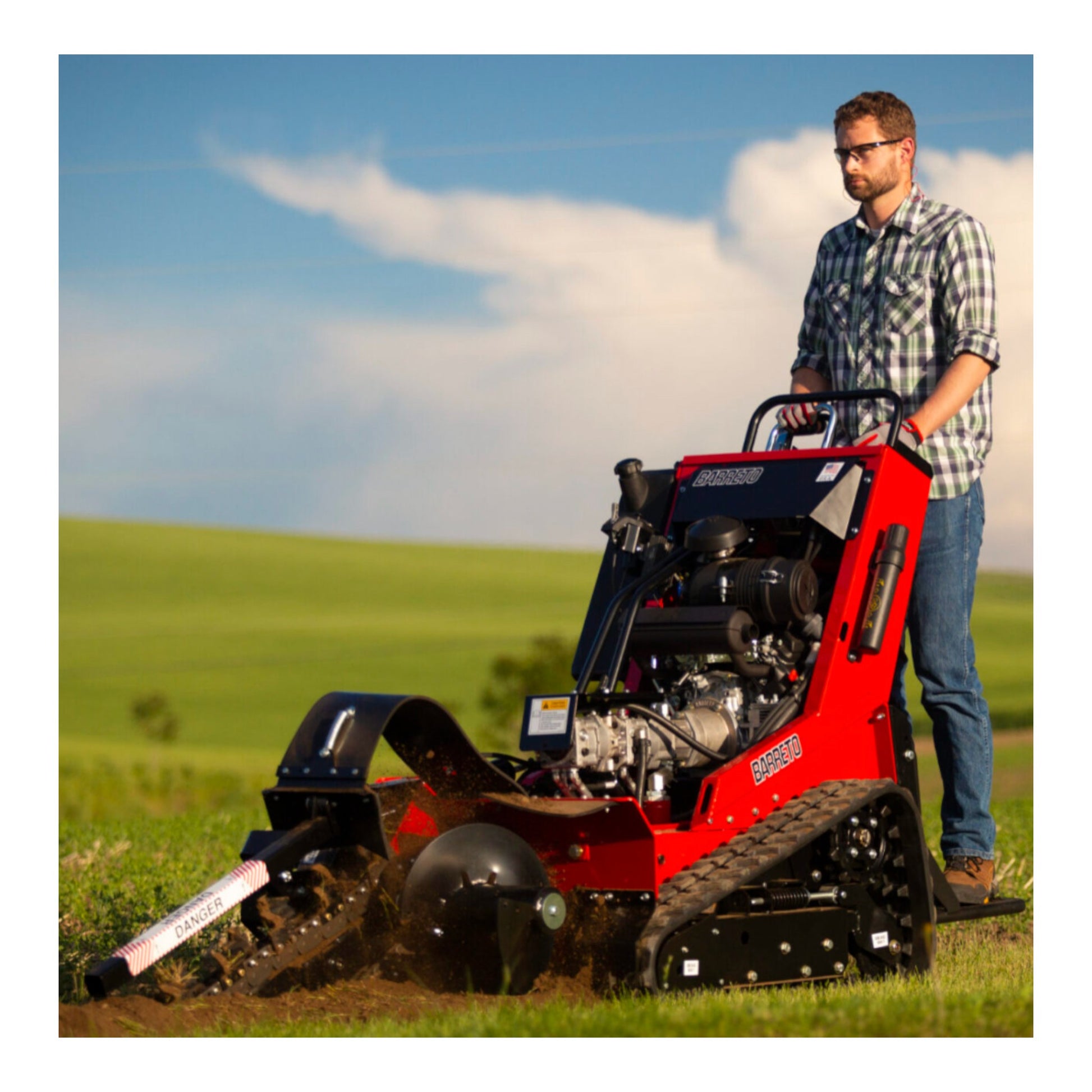 Barreto 2324RTKH trencher with Honda GX690 engine and 24–48 inch digging depth