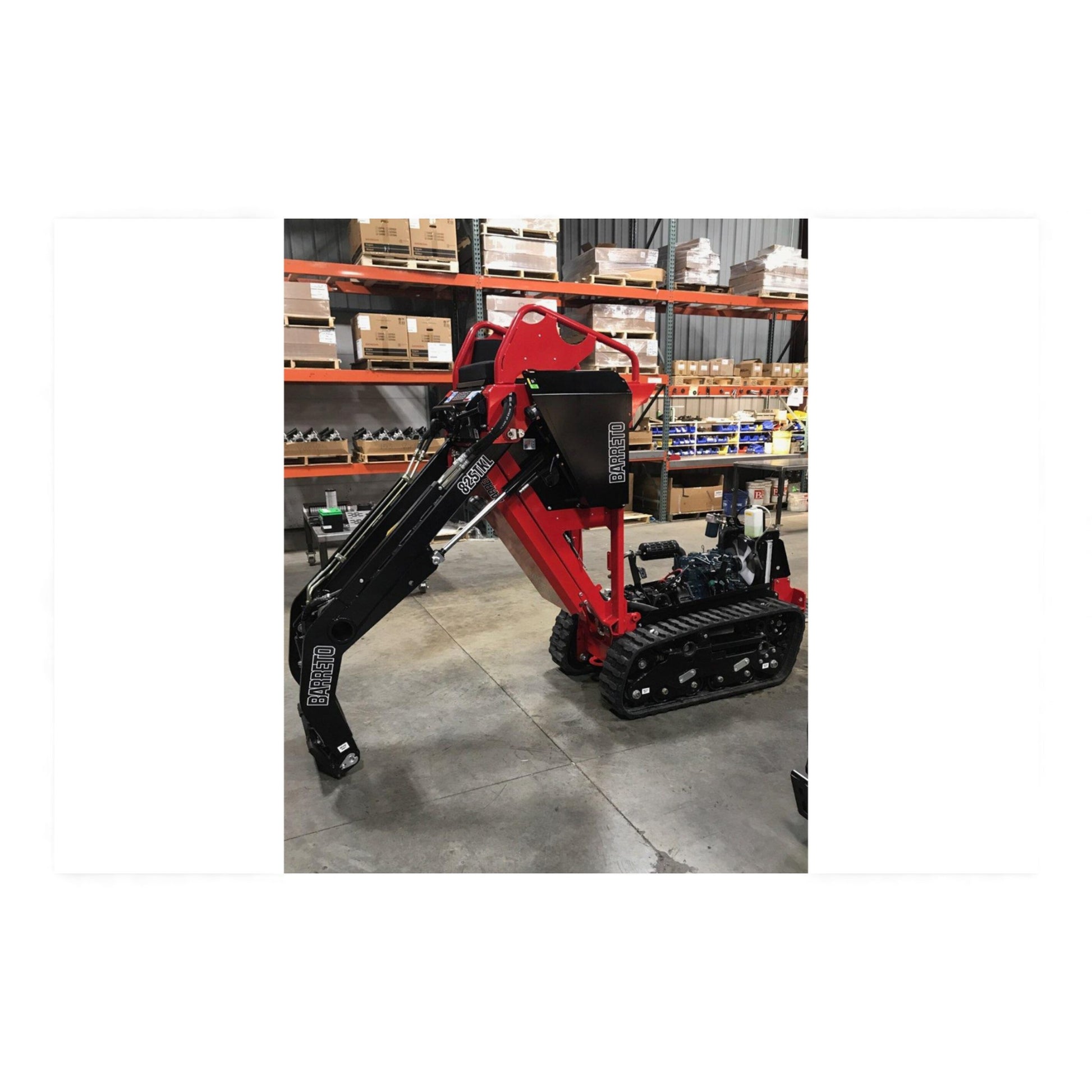 Barreto 825TKL mini track loader with 25 HP Kubota diesel engine and 976.5 lb operating capacity