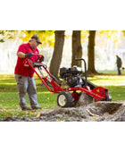 Barreto 13SGH/16SGB stump grinder with Honda engine, swivel cutting head, and heavy-duty carbide teeth