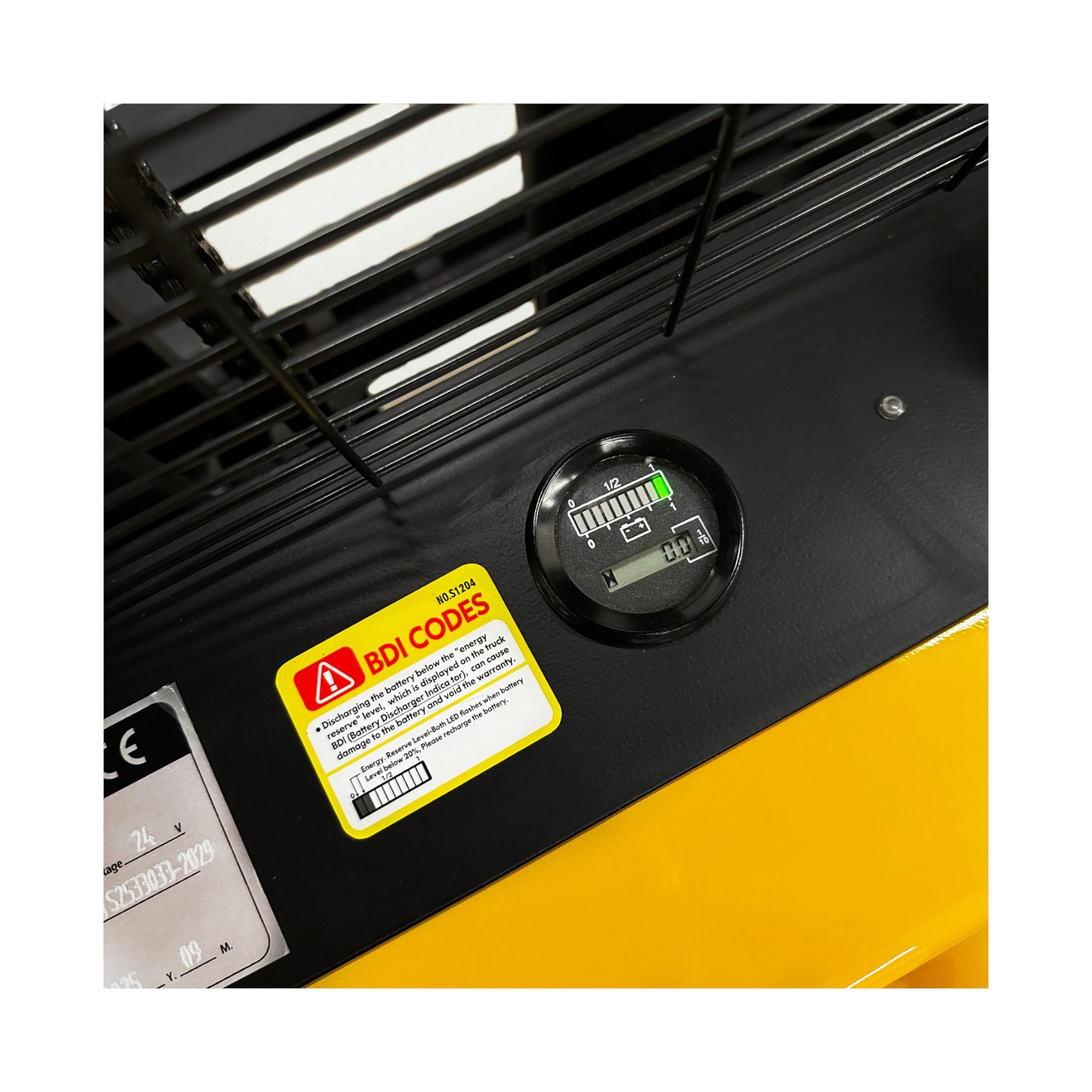 ESC15M20 - Electric Wide Leg Pallet Stacker 1500 kg (3307 lbs) + 79" Capacity - CSA and UL Certified