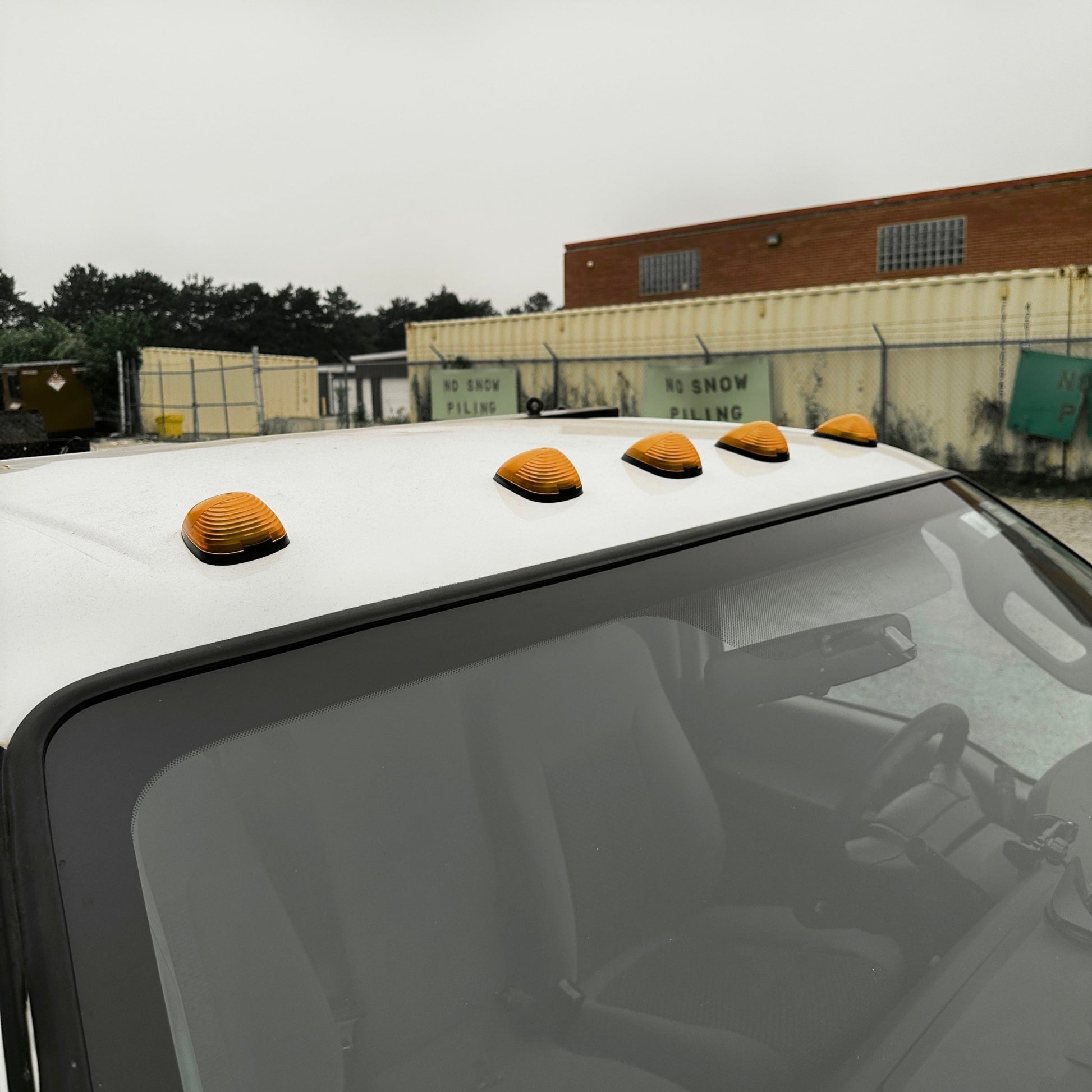 2012 Ford F-350 Flatbed Truck with Drop-Down Side Rails and Hydraulic Liftgate P