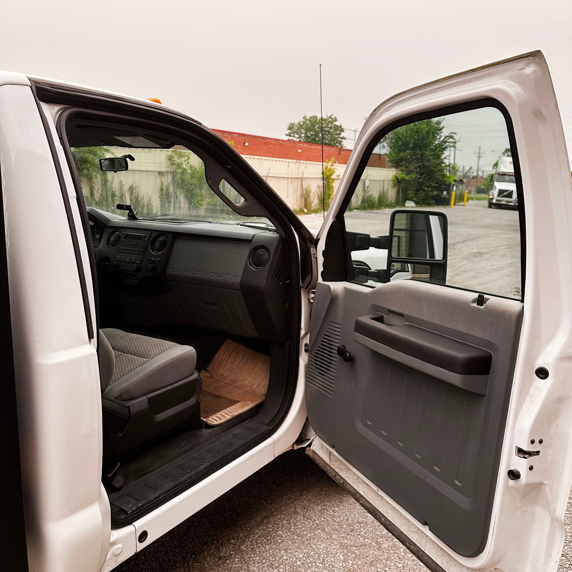 2012 Ford F-350 Flatbed Truck with Drop-Down Side Rails and Hydraulic Liftgate T