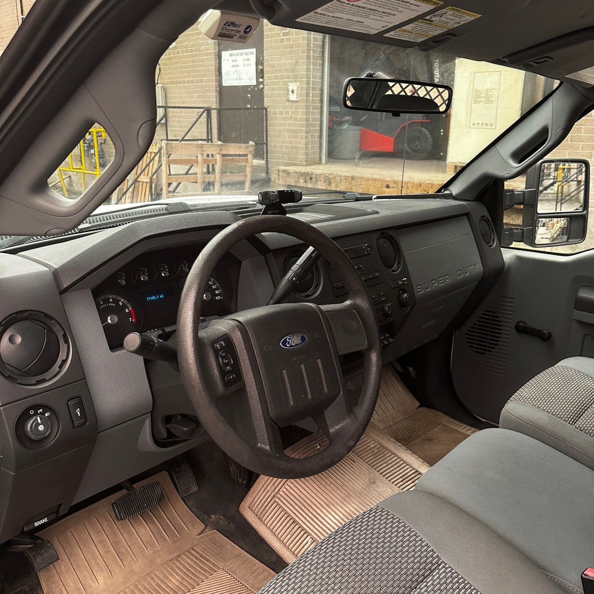 2012 Ford F-350 Flatbed Truck with Drop-Down Side Rails and Hydraulic Liftgate X