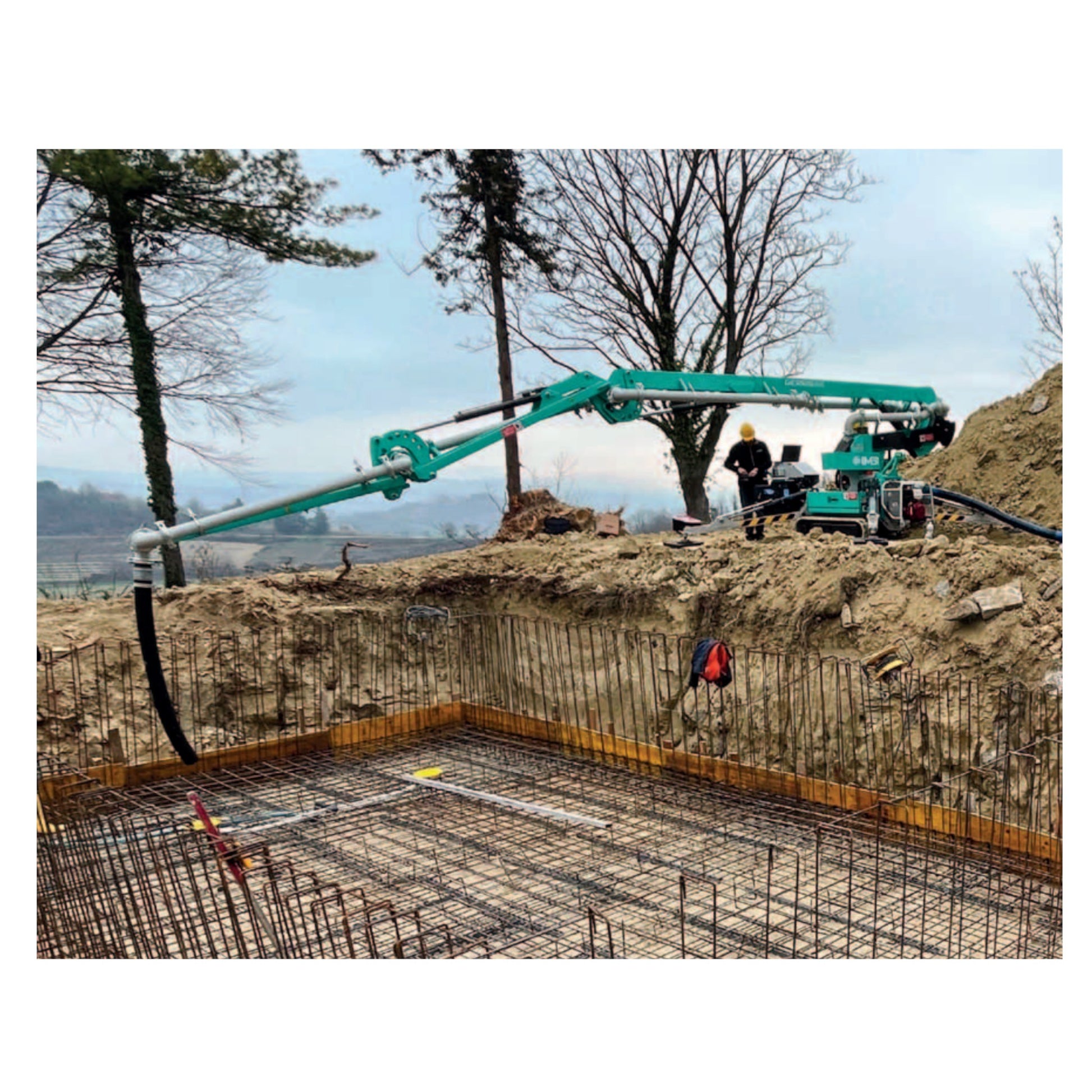 IMER GERRIS 800 Self-Propelled Crawler Concrete Placing Boom