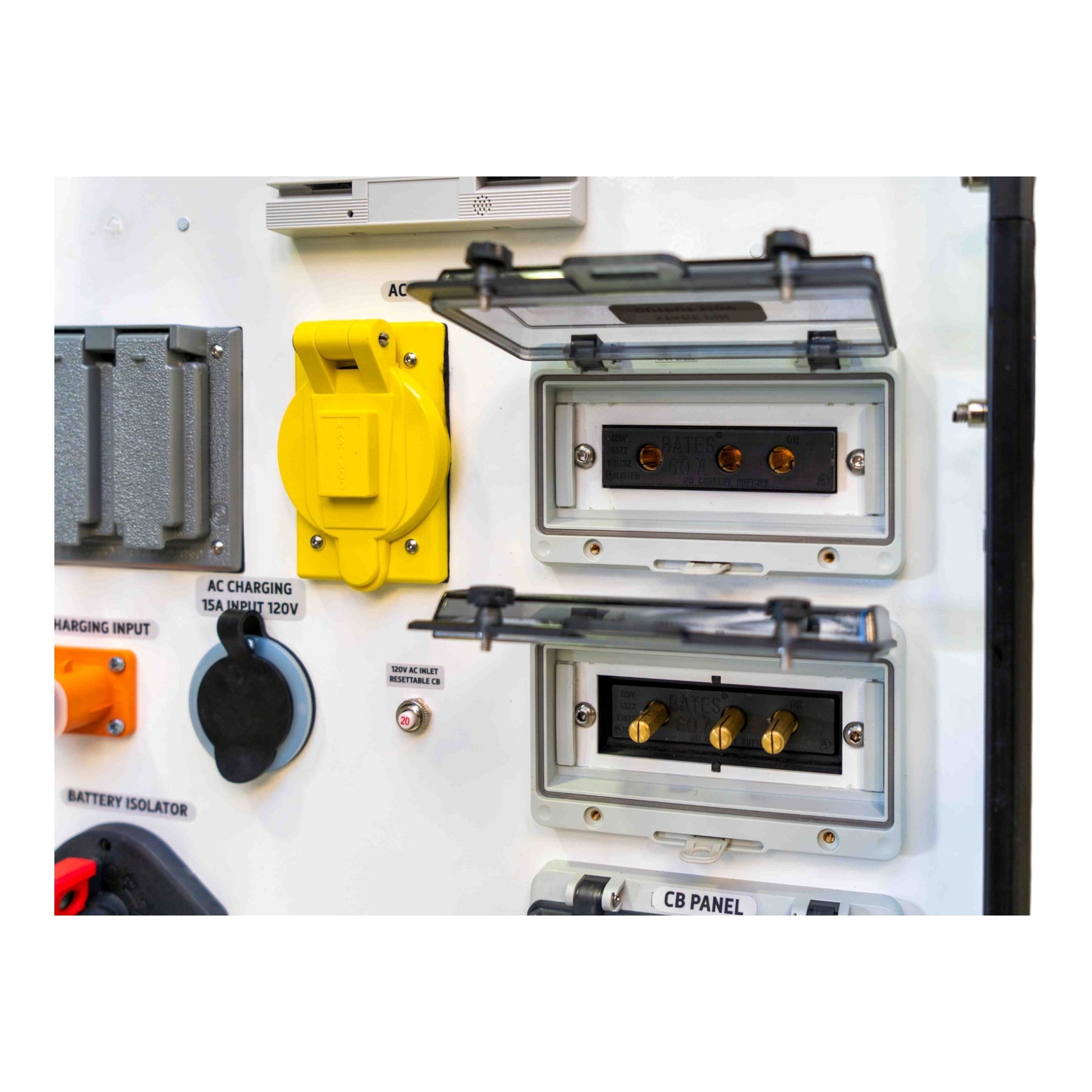 Makinex PPB-6-15-US-B 16 kWh Portable Power Box Bates B