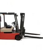 丰田3轮电动叉车