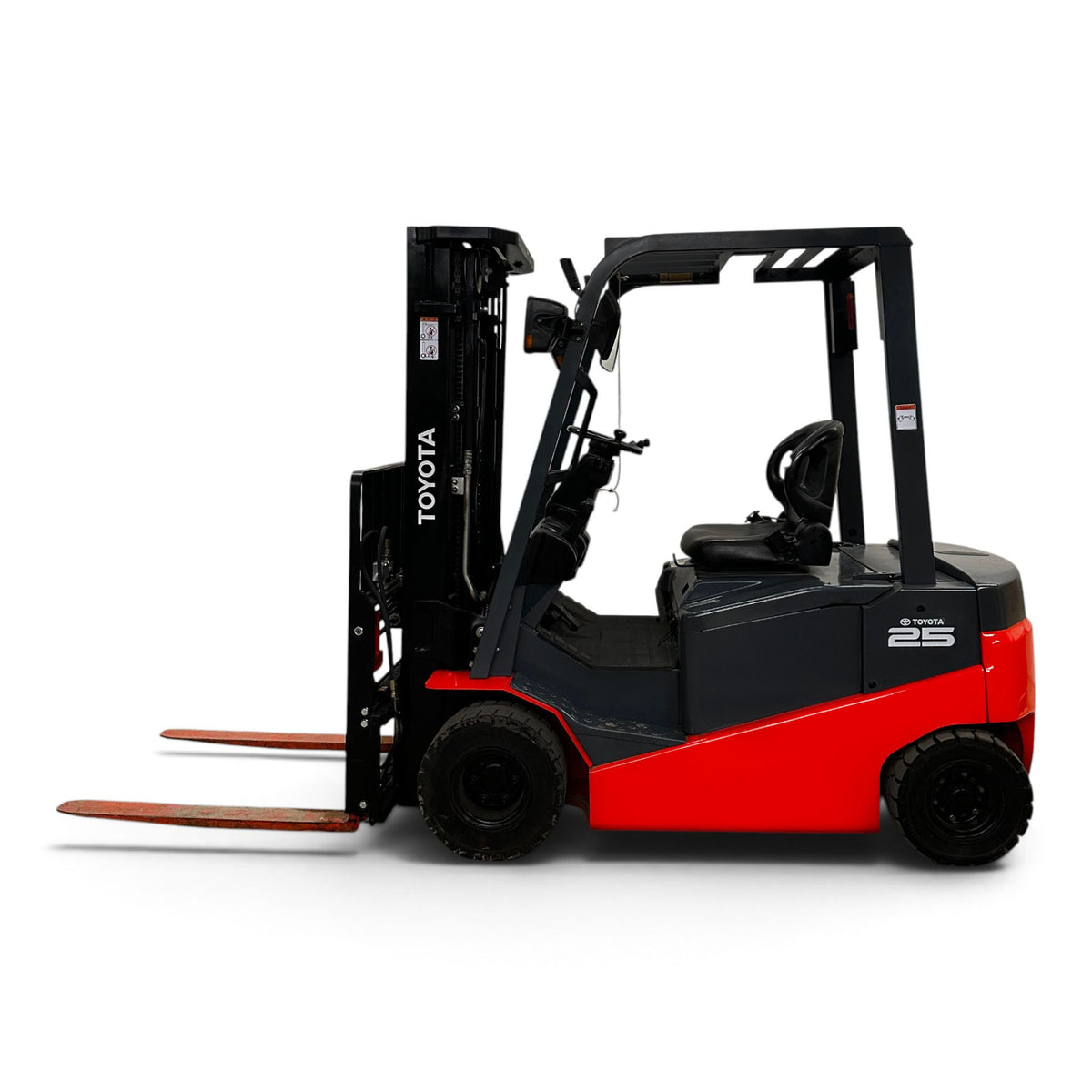 Toyota 8FBN25 4 Wheel Electric Forklift, 5500 lb (2494.74 kg), 185" Capacity D