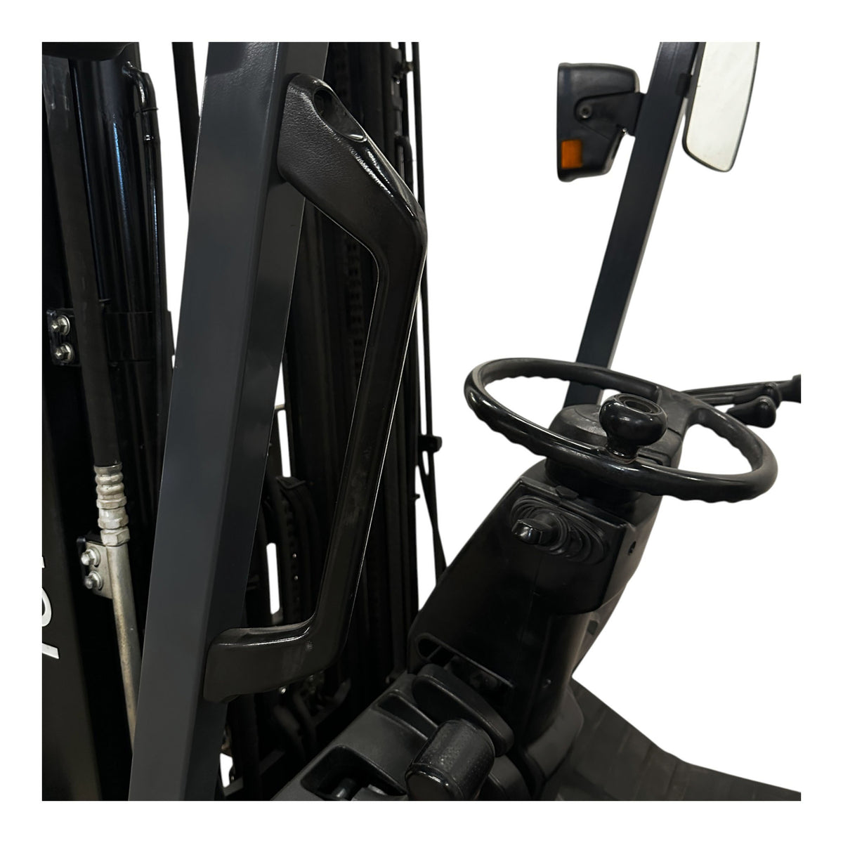 Toyota 8FBN25 4 Wheel Electric Forklift, 5500 lb (2494.74 kg), 185" Capacity Z3