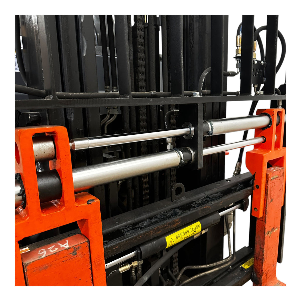 Toyota 8FBN25 4 Wheel Electric Forklift, 5500 lb (2494.74 kg), 185" Capacity Y